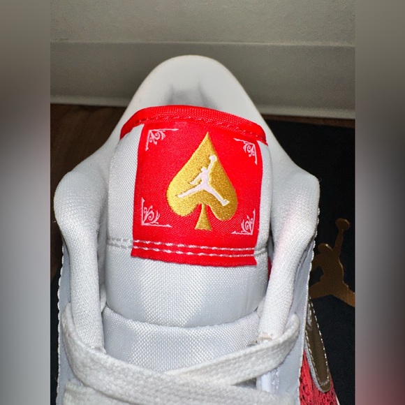 Jordan 1 Low Spades